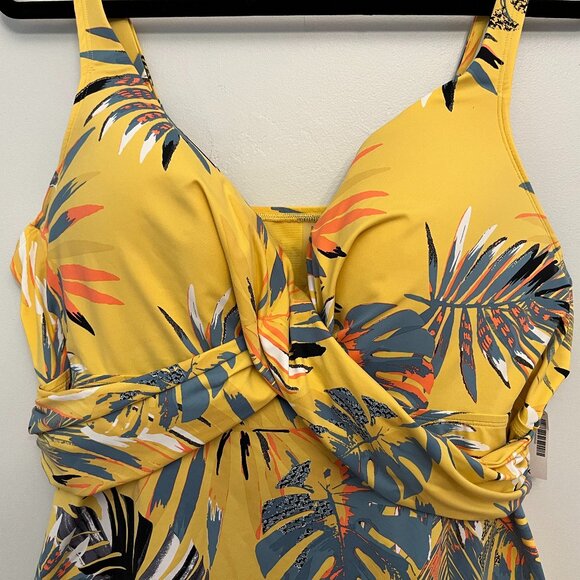NWT Yellow Tropical Leaf Print Tankini Top - Picture 2 of 11